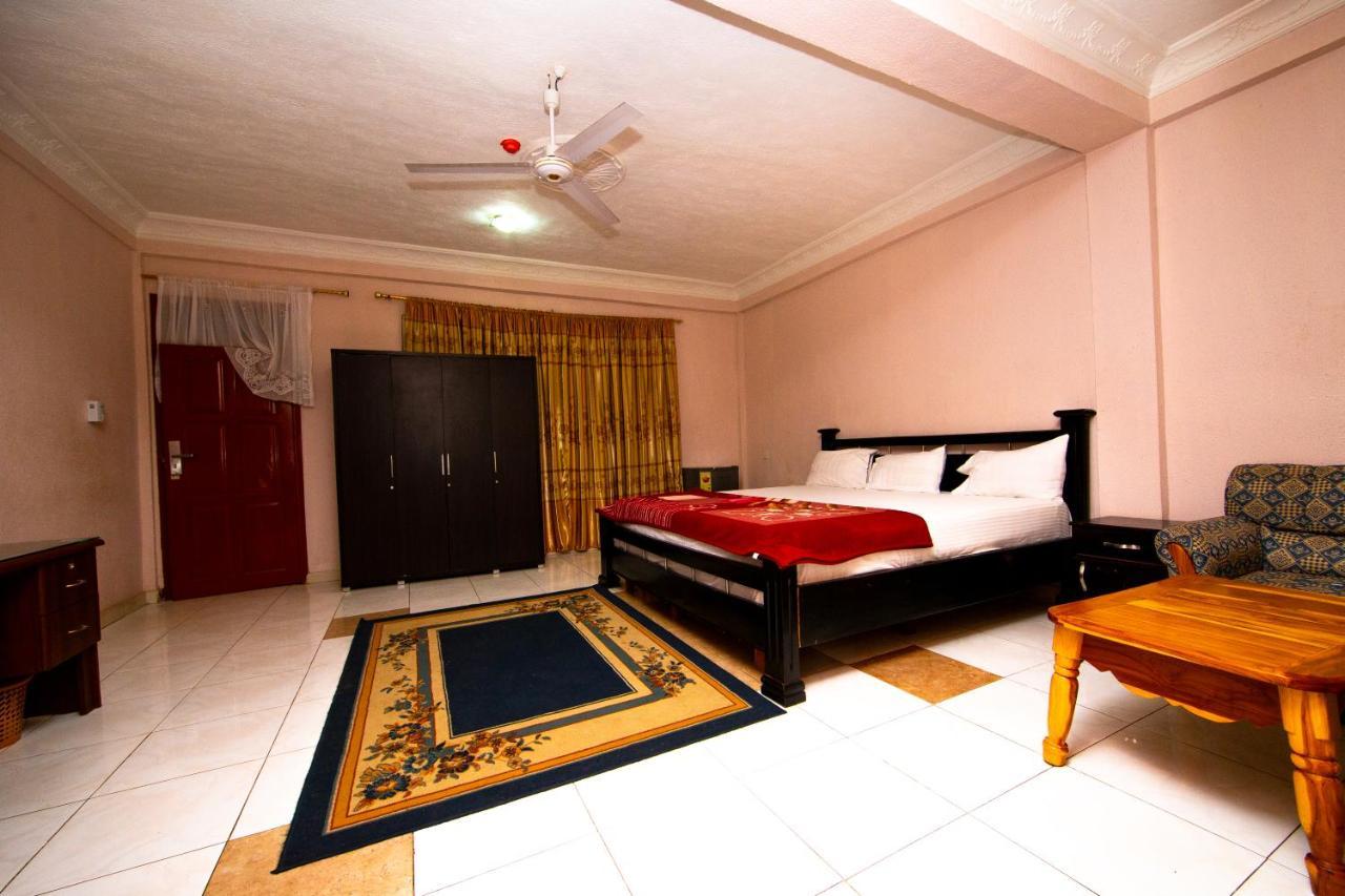 Pemicsa Hotel Accra Spintex Exterior foto
